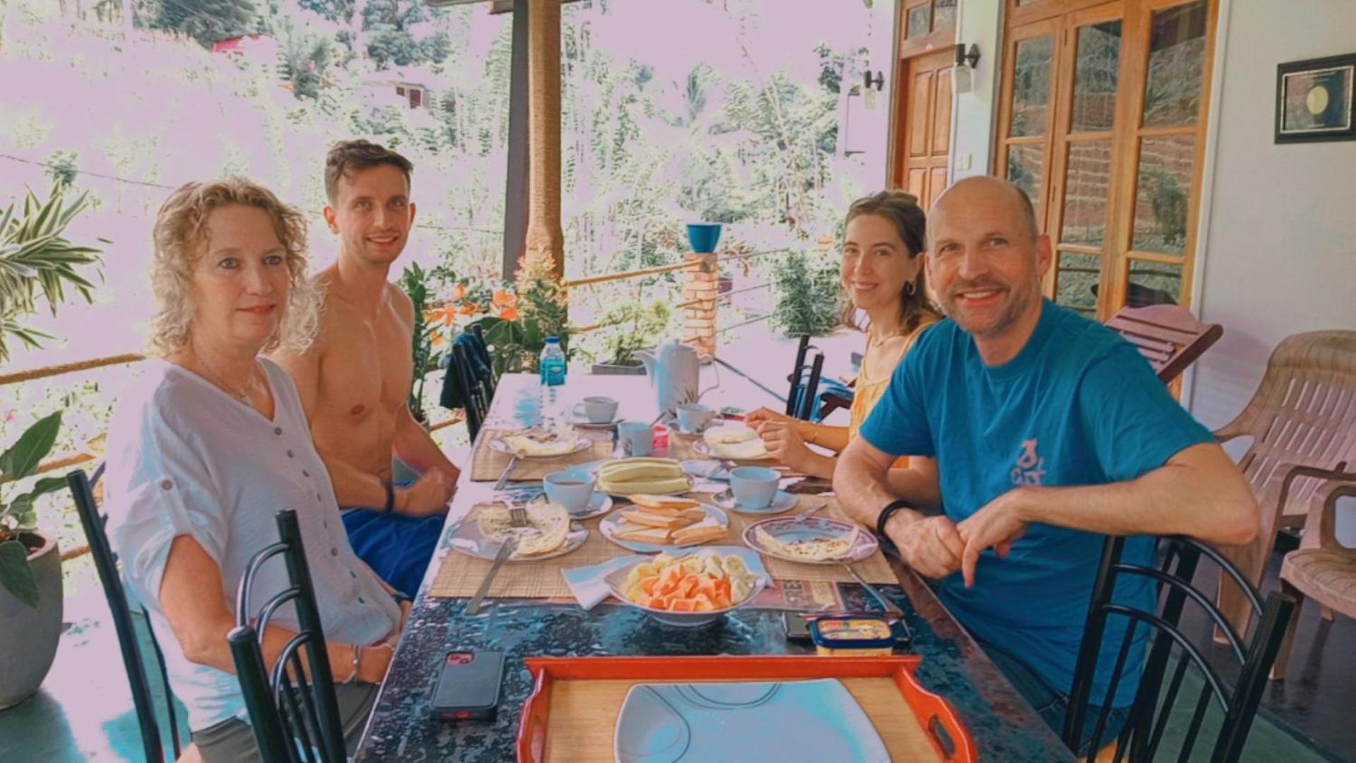 Serenity Homestay Ella Extérieur photo