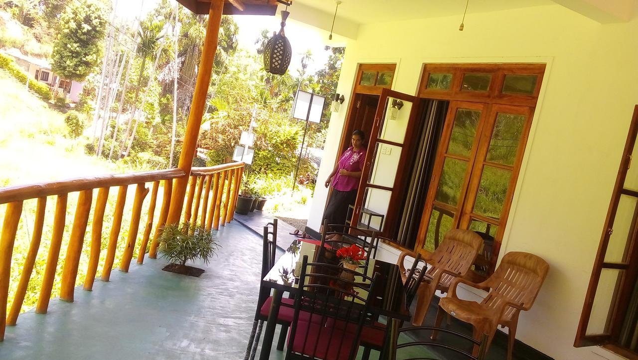Serenity Homestay Ella Extérieur photo