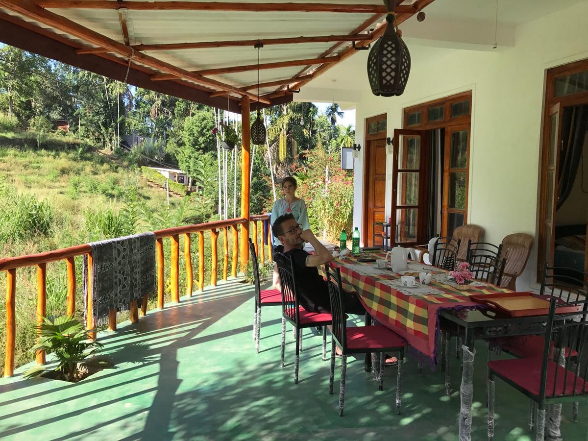 Serenity Homestay Ella Extérieur photo