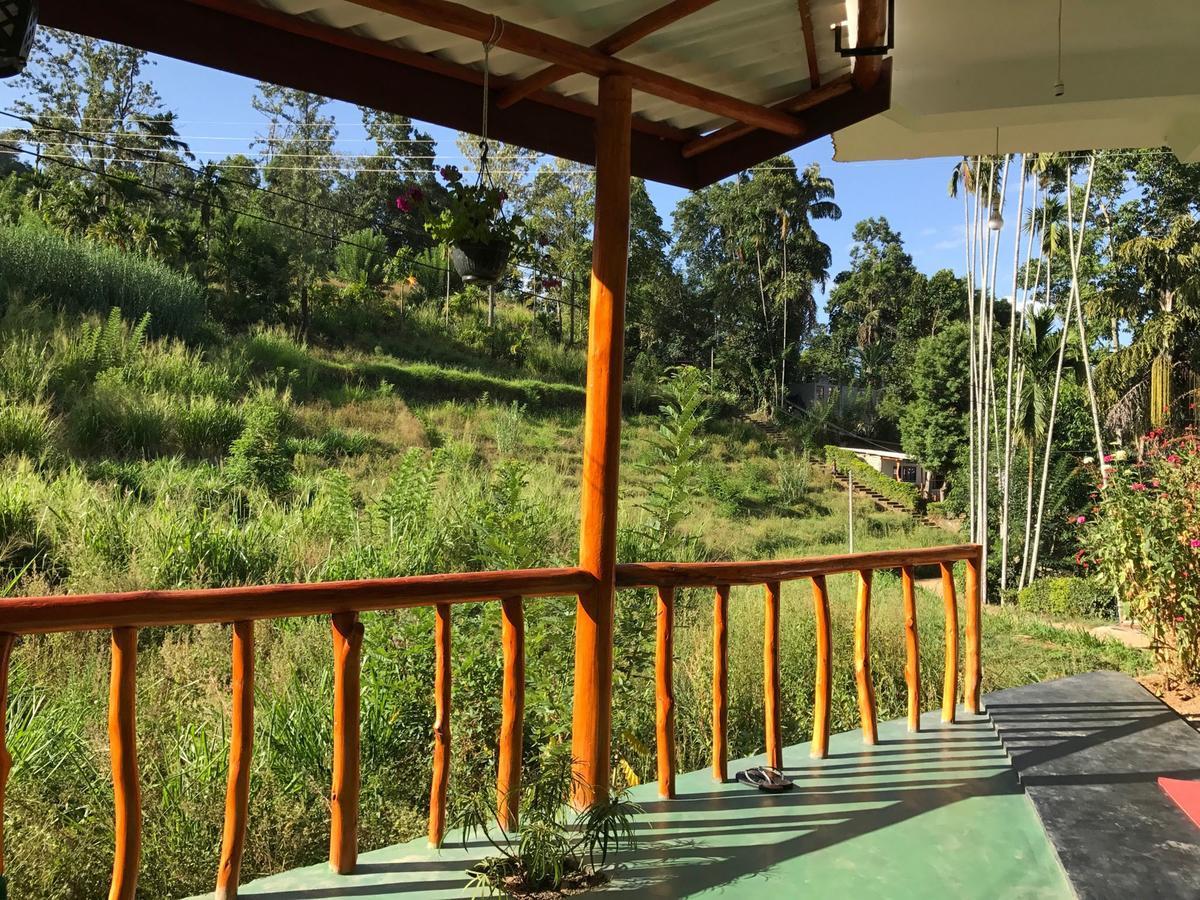 Serenity Homestay Ella Extérieur photo